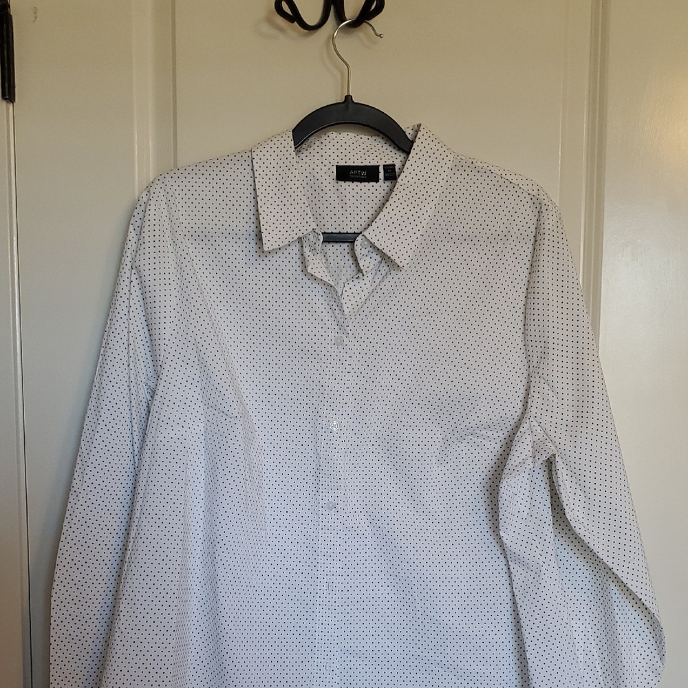 APT 9 White With Black Dot Button down NWT
